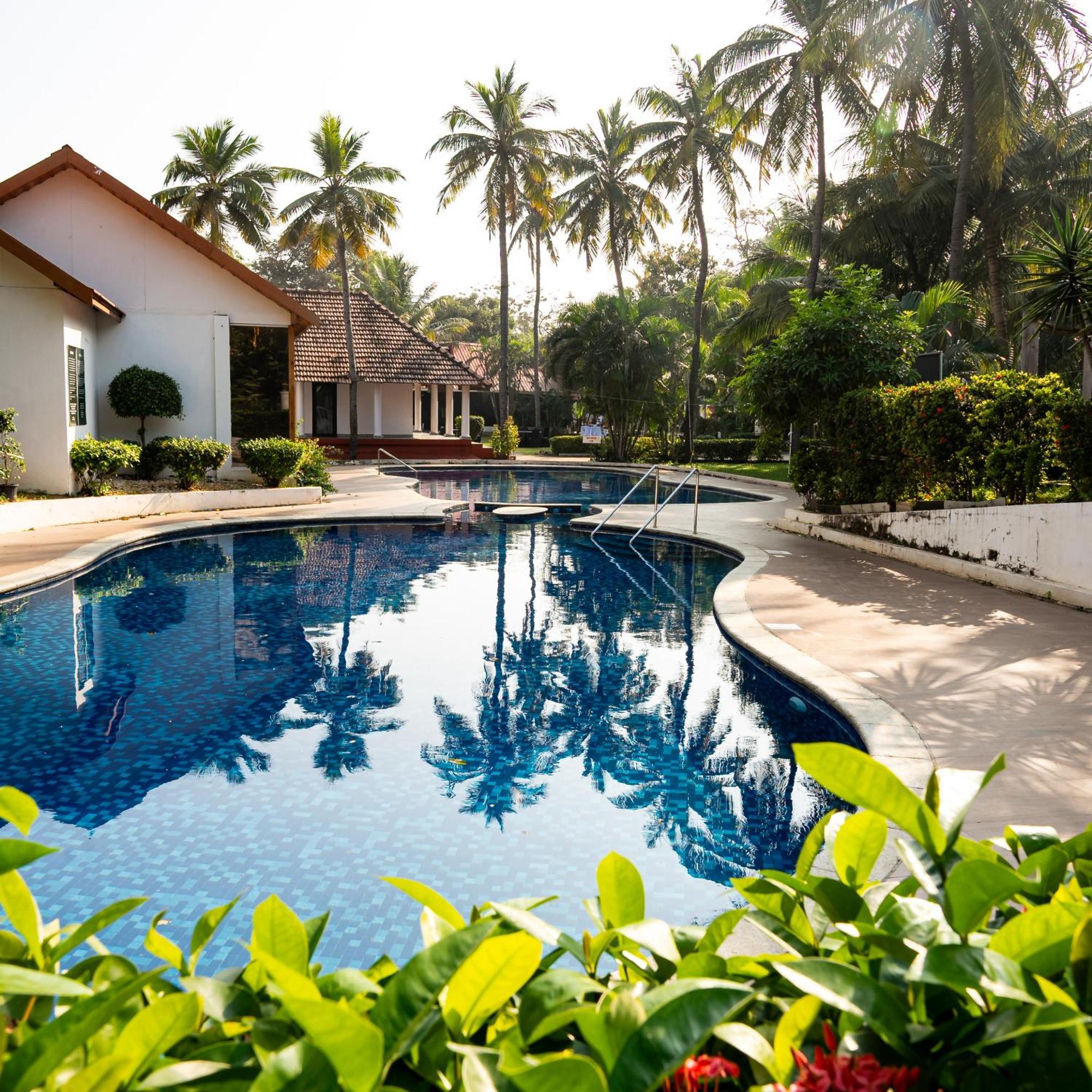 Green Meadows Resort Chennai Esterno foto